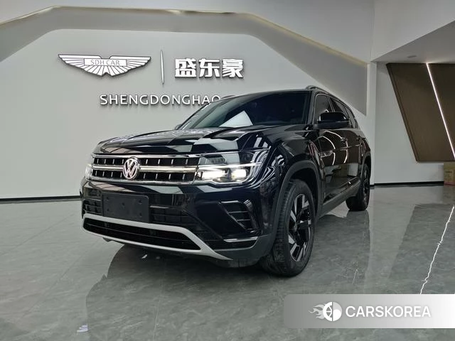 Volkswagen Tourang 2022 Черный из Китая