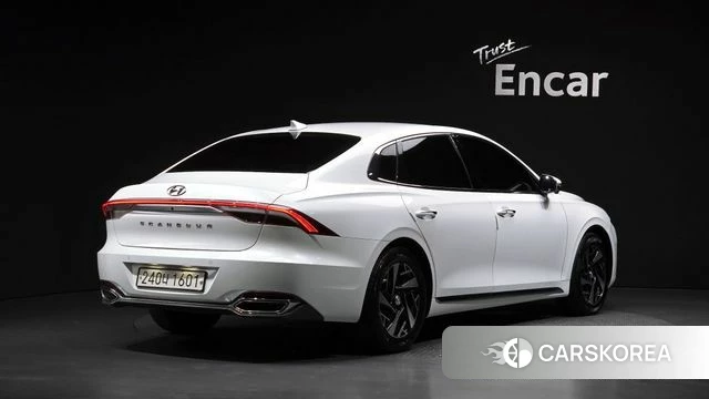 Hyundai The New Grandeur IG Hybrid 2021 Белый из Кореи