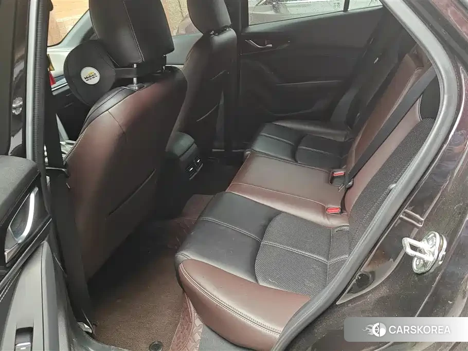 Mazda CX-4 2022 Черный из Китая