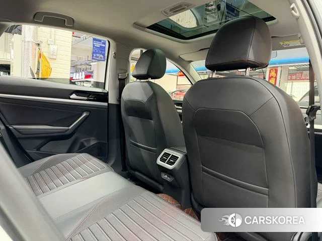 Volkswagen Lavida 2023 Белый из Китая