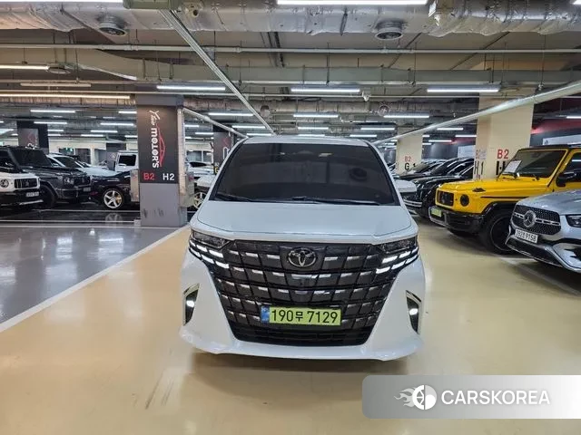 Toyota Alphard 4th Generation 2024 Белый из Кореи