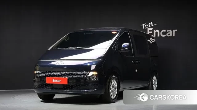 Hyundai Staria 2023 Черный из Кореи