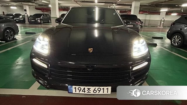 Porsche Cayenne (PO536) 2021 Черный из Кореи