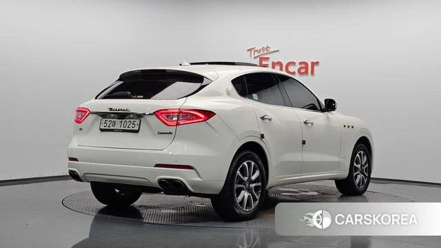 Maserati Levante 2019 Белый из Кореи