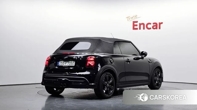 Mini Cooper S Convertible 2022 Черный из Кореи