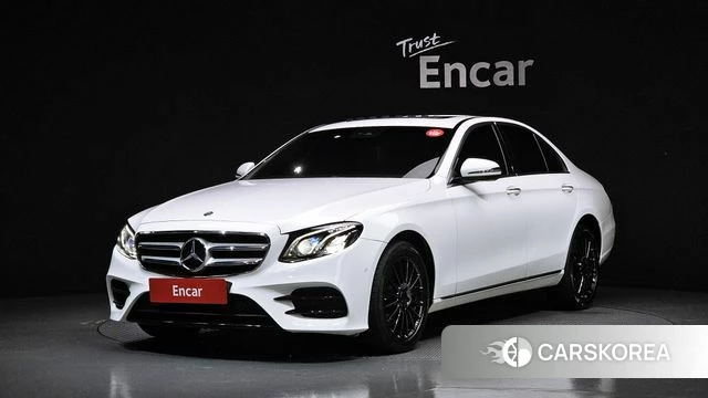 Mercedes-Benz E-Class W213 2019 Белый из Кореи