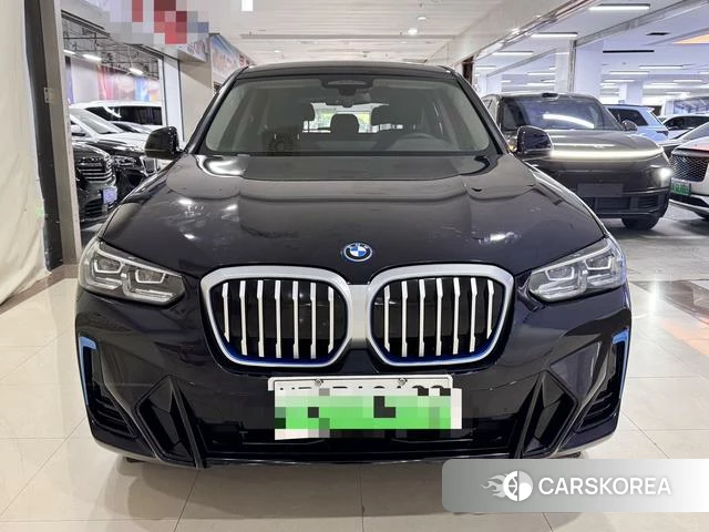 BMW iX3 2021 Черный из Китая