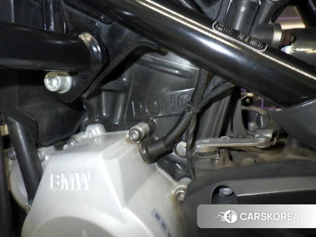 Engine photo