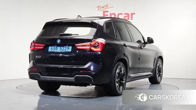 BMW iX3 2024 Серый из Кореи