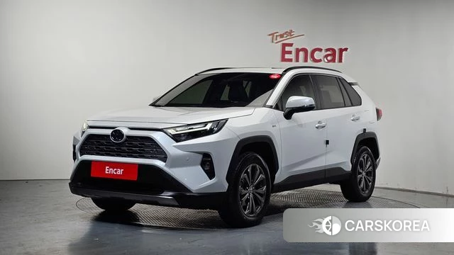 Toyota RAV4 5th Generation 2025 Белый из Кореи