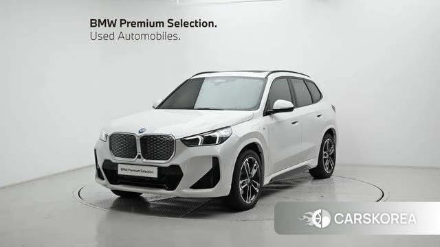 BMW iX1 (U11) 2024 Белый из Кореи