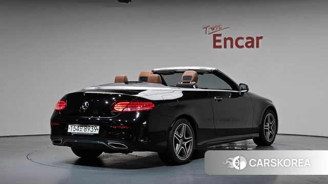 Mercedes-Benz C-Class W205 2020 Черный из Кореи