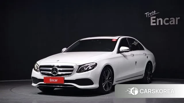 Mercedes-Benz E-Class W213 2020 Белый из Кореи