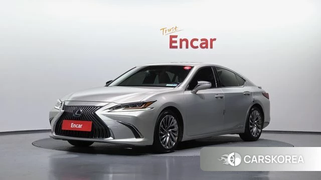 Lexus ES300h 7th generation 2020 Жемчужный цвет из Кореи