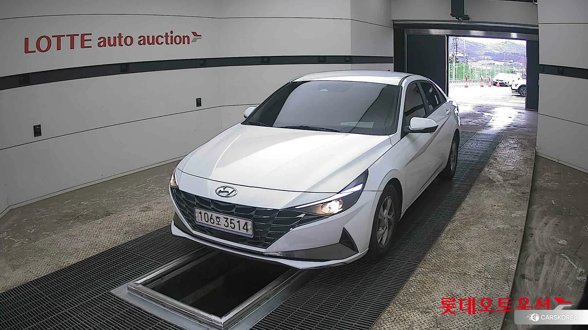 Hyundai Avante 2022 Белый из Кореи