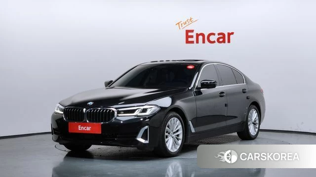 BMW 5 Series (G30) 2022 Черный из Кореи