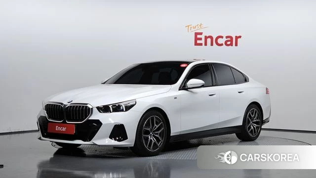 BMW 5 Series (G60) 2025 Белый из Кореи