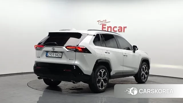 Toyota RAV4 5th Generation 2025 Белый из Кореи