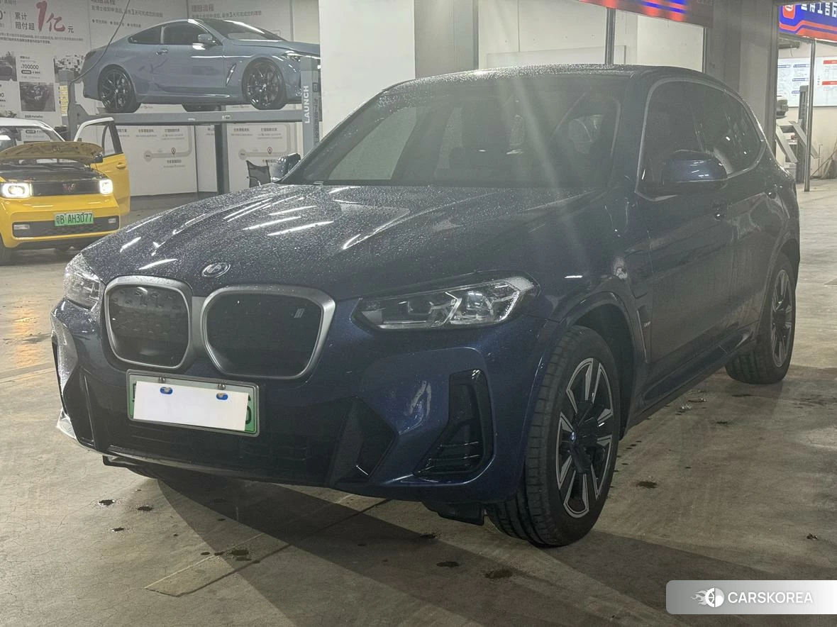 BMW iX3 2021 Синий из Китая