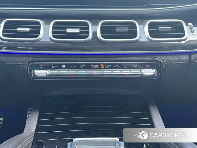 Mercedes-Benz GLS 2023 Черный из Китая