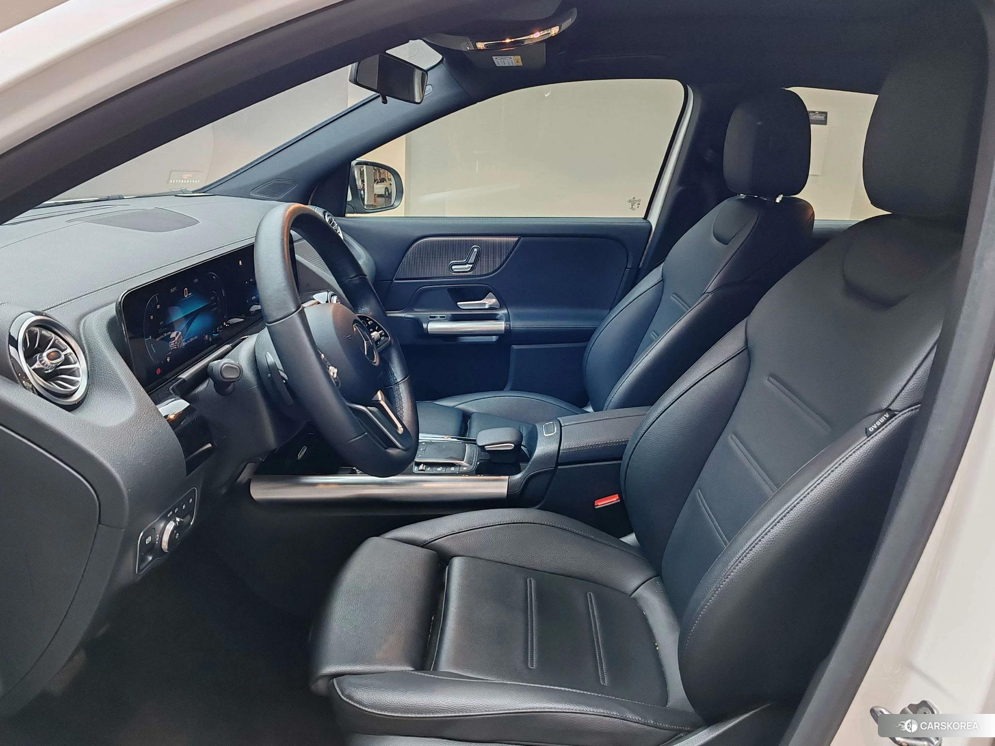 Mercedes-Benz GLA 2020 Белый из Китая