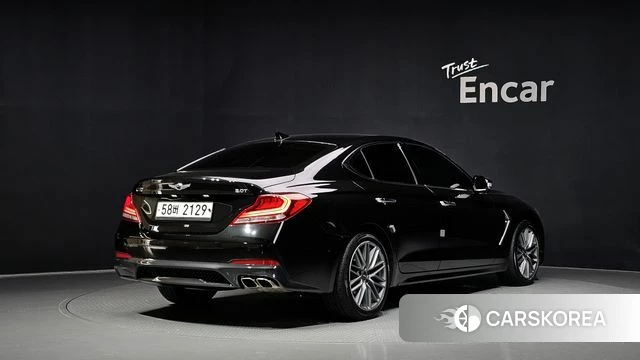 Genesis G70 2018 Черный из Кореи