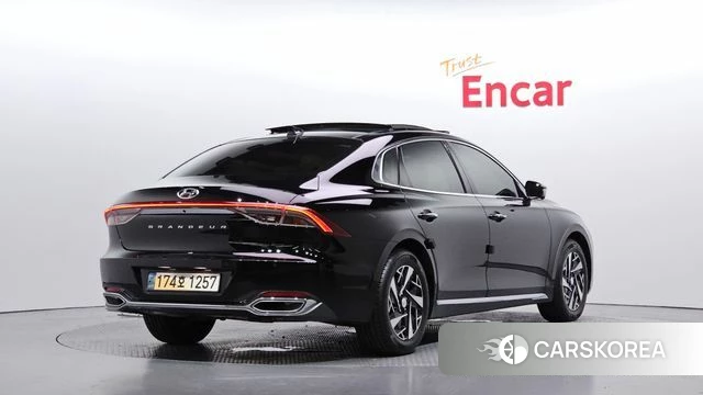 Hyundai The New Grandeur IG Hybrid 2022 Черный из Кореи