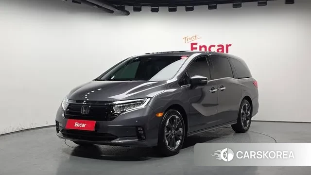 Honda Odyssey 2023 Серый из Кореи