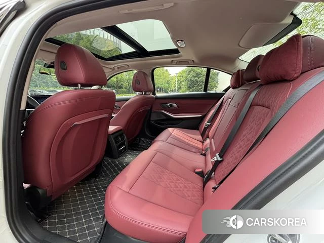 BMW i3 2026 Белый из Китая