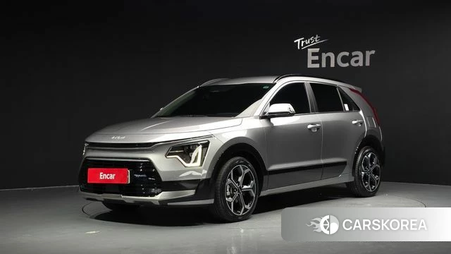 Kia Di Ol Nu Niro 2022 Серебристо-серый из Кореи