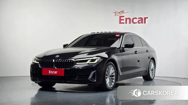 BMW 5 Series (G30) 2020 Черный из Кореи