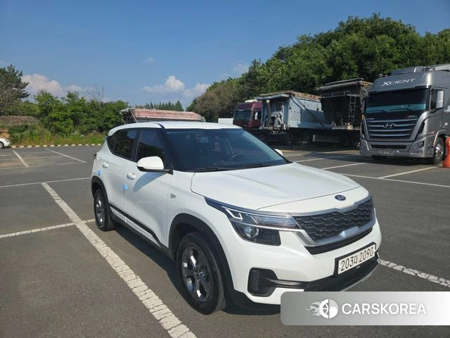 Kia Seltos 2021 Белый из Кореи