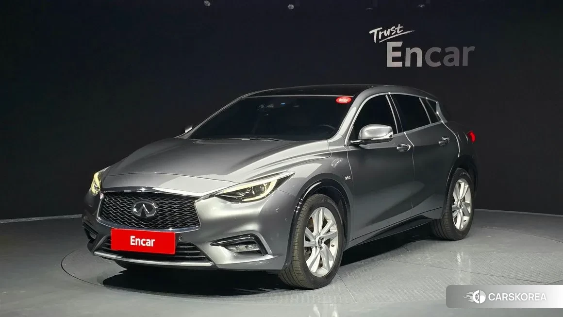 Infiniti Q30 2019 Серый из Кореи