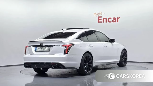 Cadillac CT5 2020 Белый из Кореи
