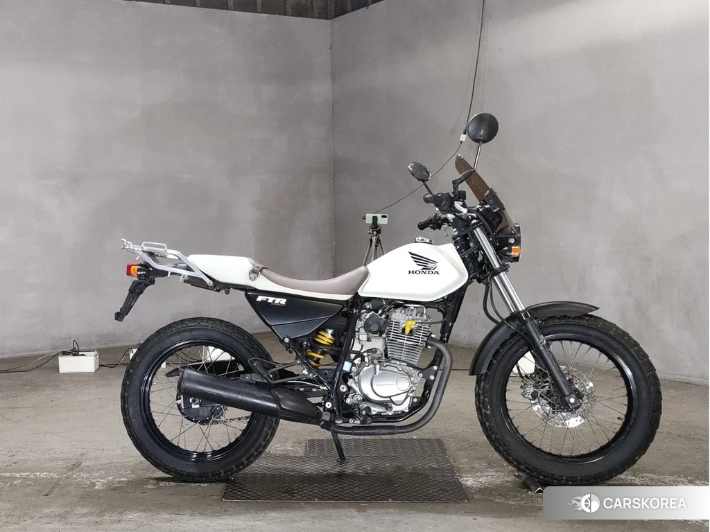 Проданный Honda FTR223 id 4176896 из Японии