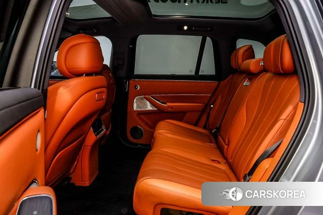 AITO Ask the world M8 2025 Серебристо-серый из Китая