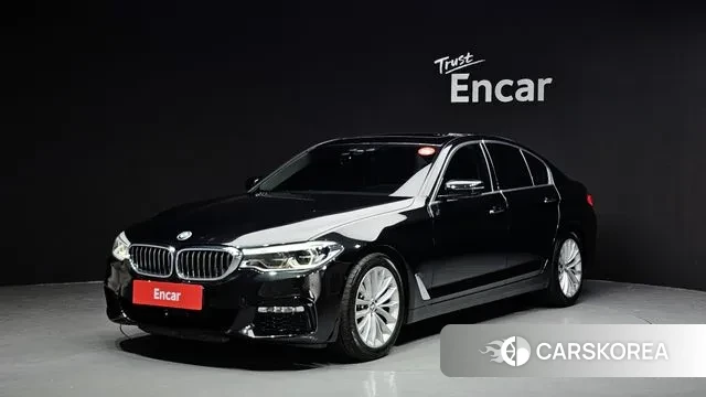 BMW 5 Series (G30) 2018 Черный из Кореи