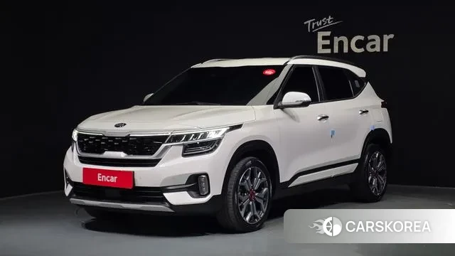 Kia Seltos 2021 Белый из Кореи