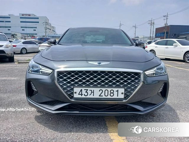 Genesis G70 2018 Серебристо-серый из Кореи
