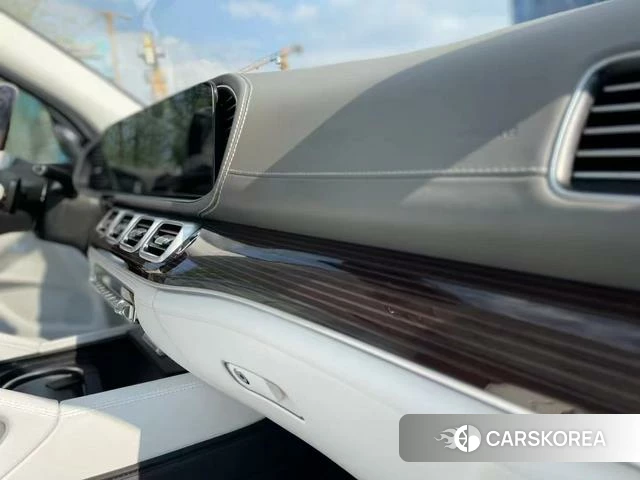 Mercedes-Benz Maybach GLS 2023 Шампань из Китая