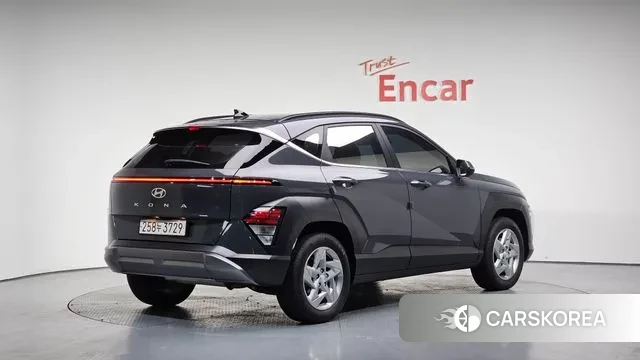 Hyundai Kona Hybrid (SX2) 2023 Серый из Кореи