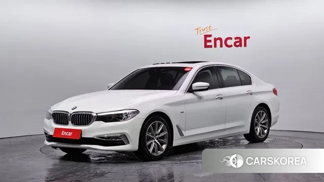 BMW 5 Series (G30) 2018 Белый из Кореи