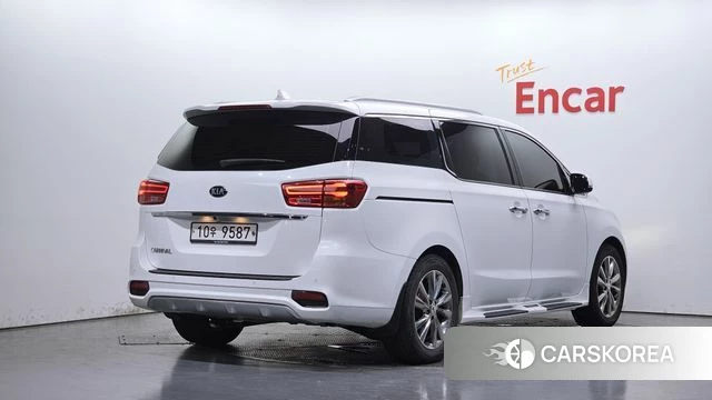 Kia The New Carnival 2019 Белый из Кореи