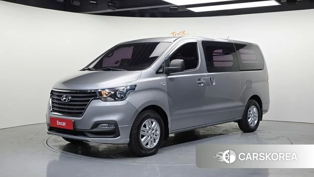 Hyundai The New Grand Starex 2018 Серебристо-серый из Кореи