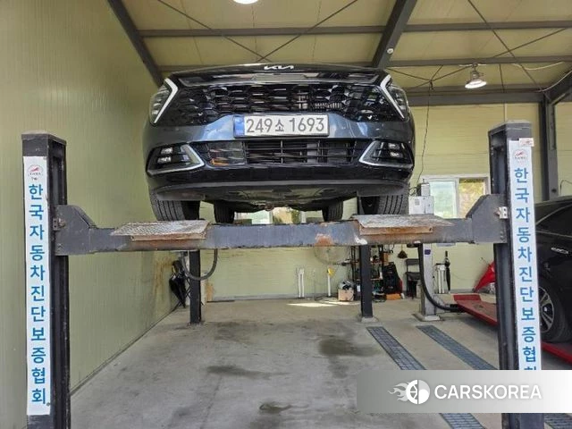 Kia Sportage 5th Generation Hybrid 2024 Серый из Кореи