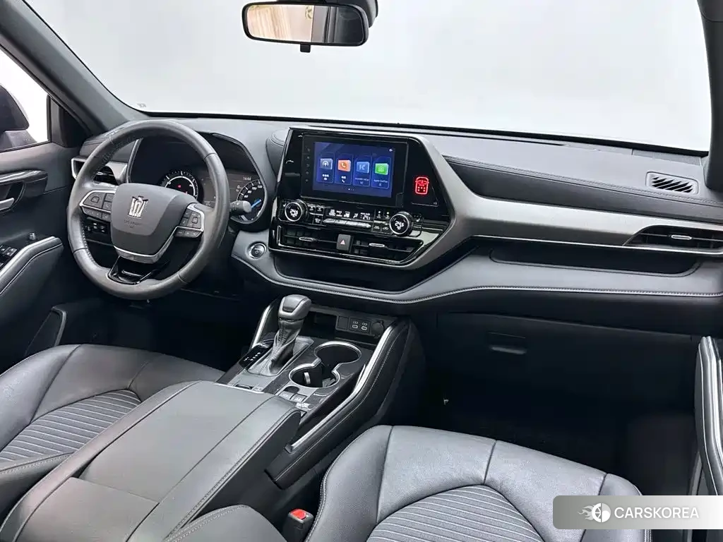 Toyota Crown 2024 Черный из Китая