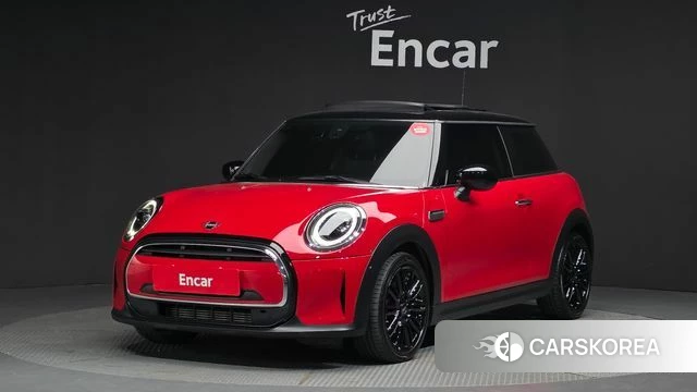 Mini Cooper 2023 Красный из Кореи