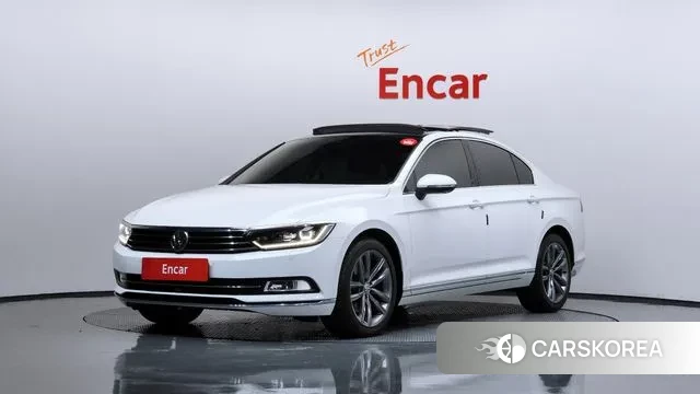 Volkswagen Passat GT (B8) 2018 Белый из Кореи