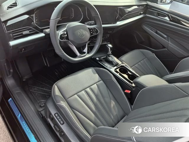 Volkswagen Passat 2024 Черный из Китая