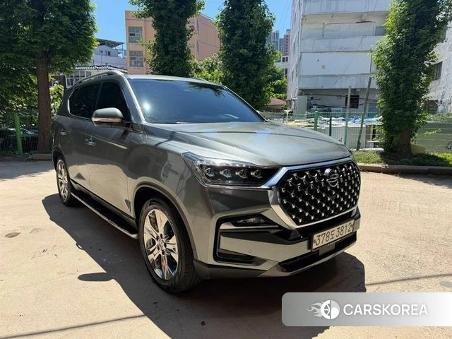 Ssangyong All New Rexton 2022 Серебристо-серый из Кореи